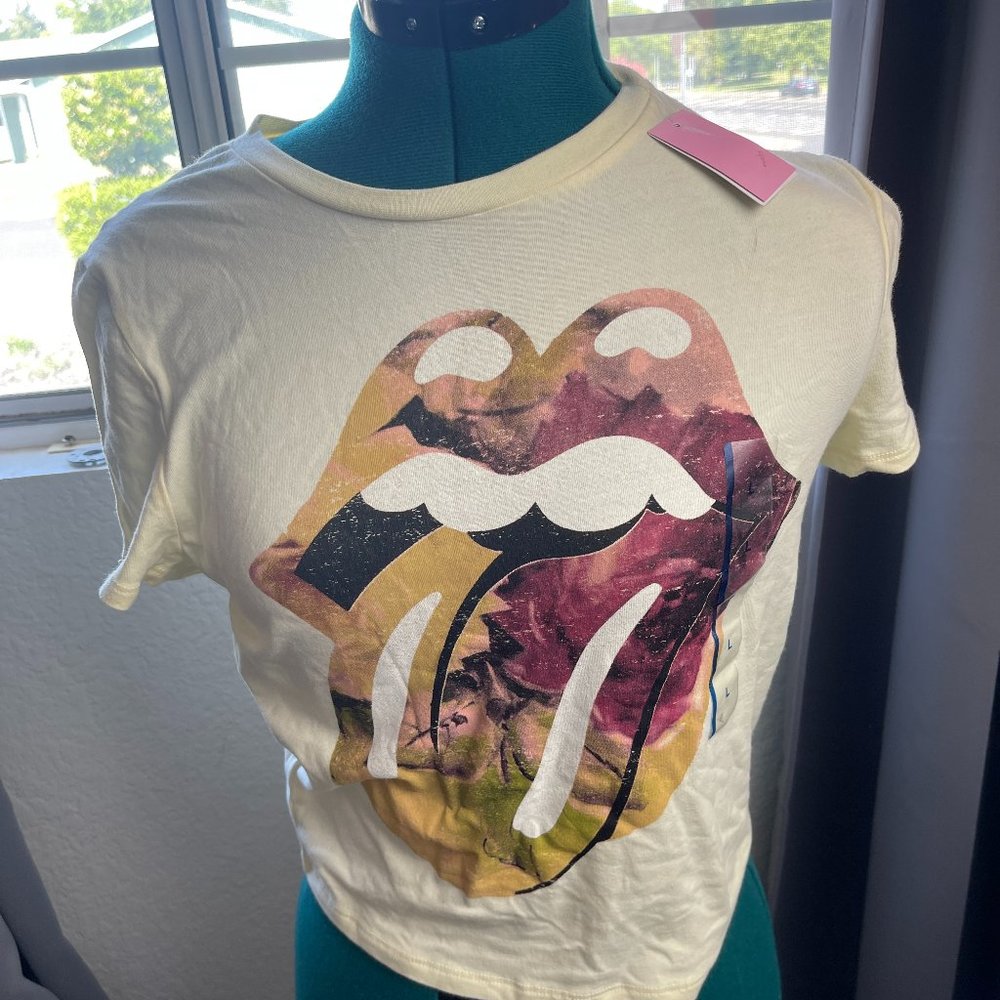 New with tag size large the rolling stones t shirt